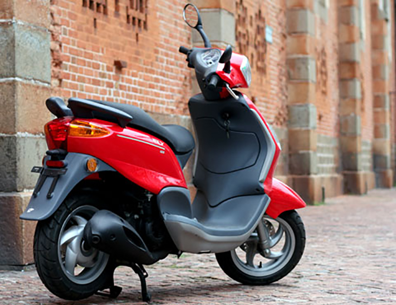 Mua xe ga tầm trung chọn Piaggio Fly